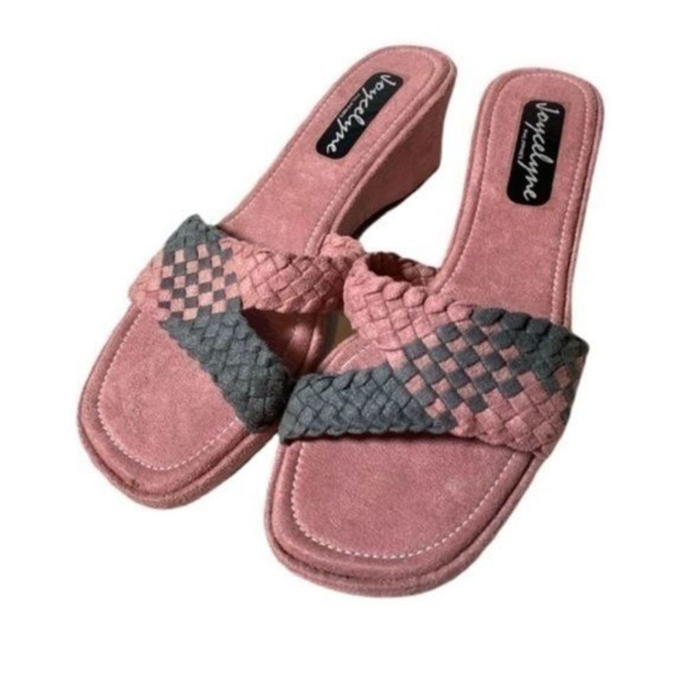 Joycelyne Soft Pink Suede Slip On Sandals Women’s size 7